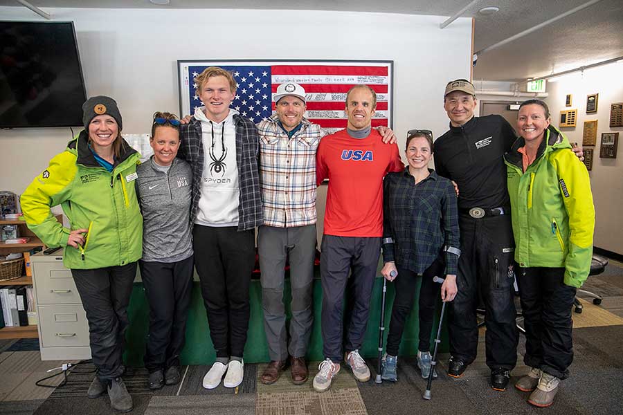 Team USA Paratriathlon athletes pose with BOEC staff